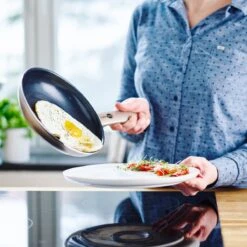 GreenPan Cambridge Koekenpan 28cm - Brons - Inductie - PFAS-vrij -Greenpan 1200x1200 84