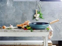 GreenPan Mayflower Wok - Ø 28 Cm - Keramisch - Inductie -Greenpan 1200x898
