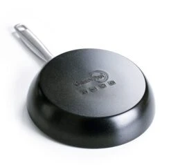 GreenPan Koekenpan Copenhagen - Zwart - ø 20 Cm - Keramische Anti-aanbaklaag 10 GreenPan Koekenpan Copenhagen - Zwart - ø 20 Cm - Keramische Anti-aanbaklaag -Greenpan 79c2feb1b7bccf39eb7fe959d4a359a59cb22fa0 4 Cop FryP 20cm CC003107 DetailBase min5B15D